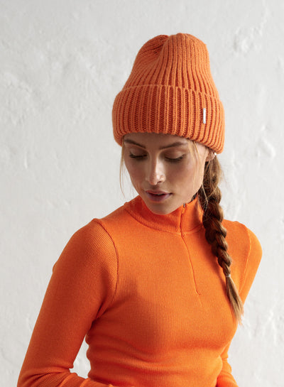 ORANGE CHUNKY BEANIE