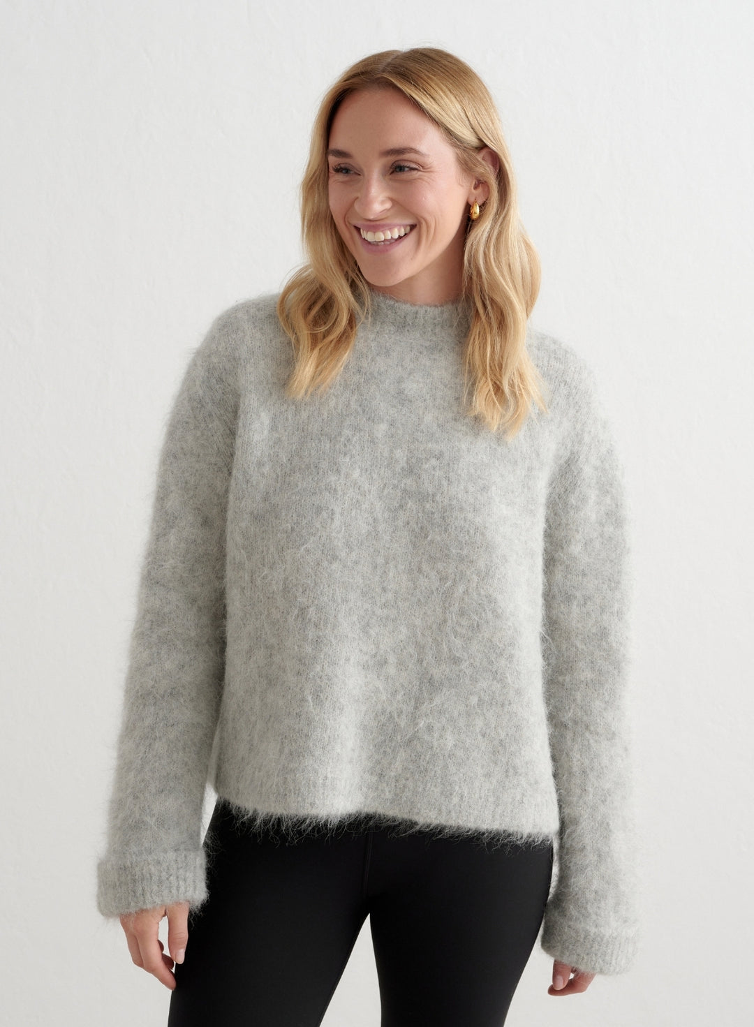 アムウェイ Aesthetician Grey Melange Alpaca Knit Sweater – aim'n no