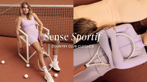 En collage viser en modell i aim'ns Sense Sportif kolleksjonens treningstøy, med en fargepalett dominert av myke pastellfarger som lavendel og fersken/sorbet-farget. Bildene er tatt på en tennisbane og inkluderer tennisrelaterte elementer, med teksten "Sense Sportif - COUNTRY CLUB CLASSICS" fremtredende i midten.