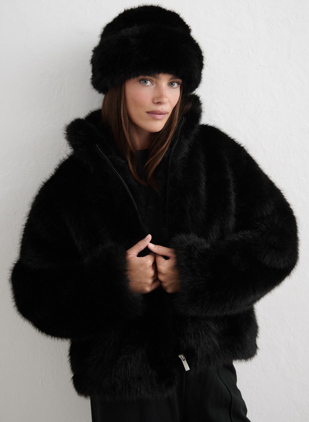 Black Faux Fur Jacket – aim'n no